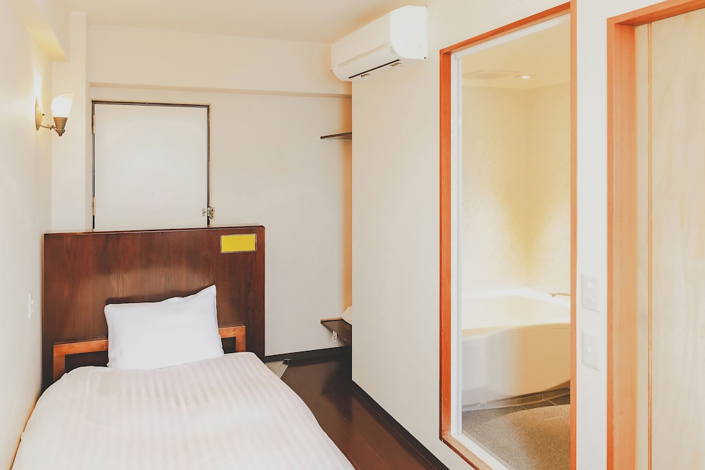 Single Room, Non Smoking photo 1