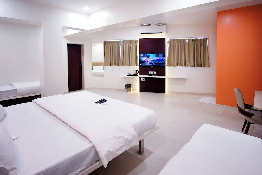 Deluxe Quadruple Room photo 2