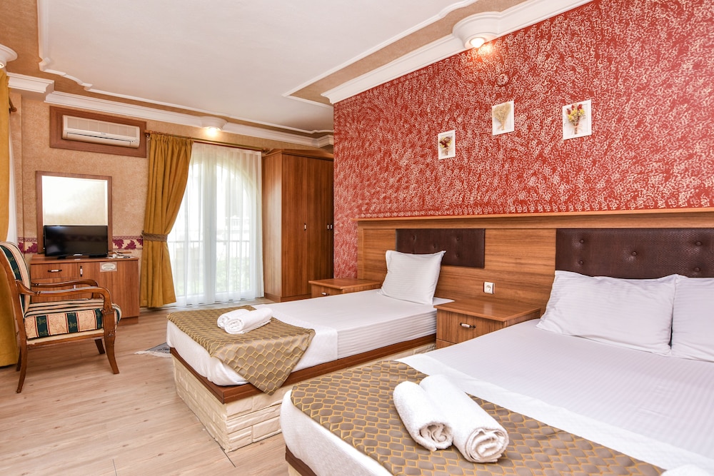 Family Triple Room photo 1