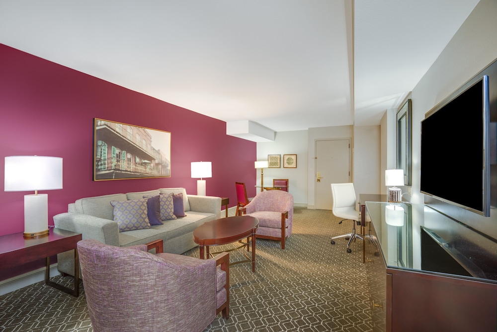Suite, 1 King Bed (Windowless) - Photo 2