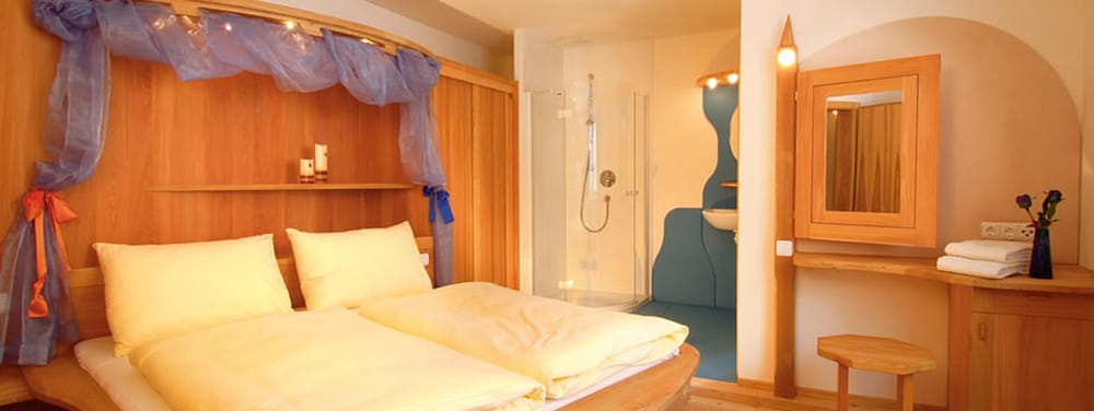 Room (Regenbogen) photo 2