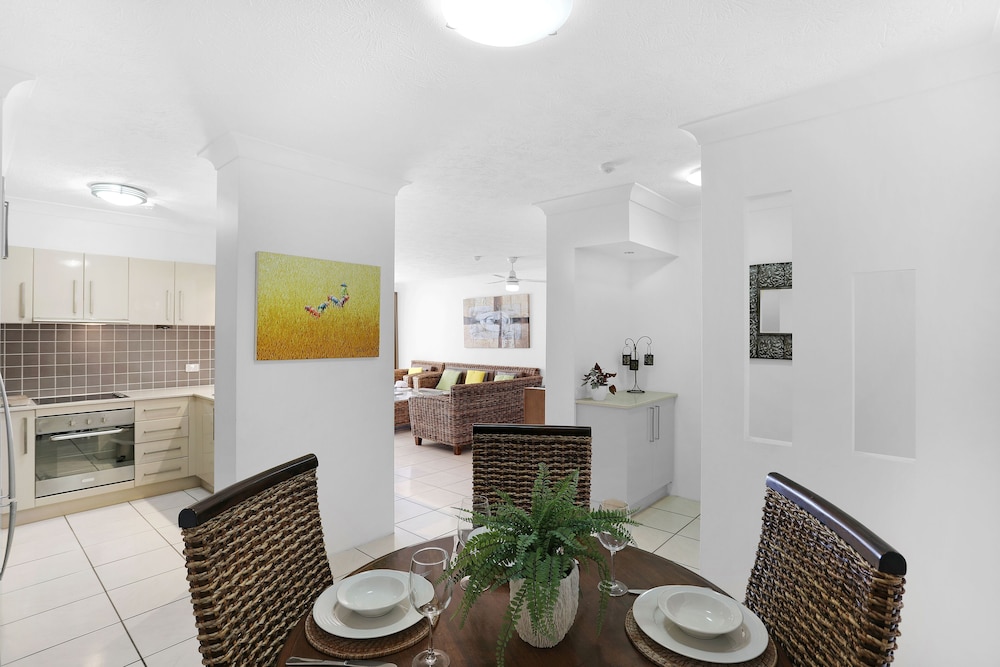 2 Bedroom Apartment - Pool View - Photo 1