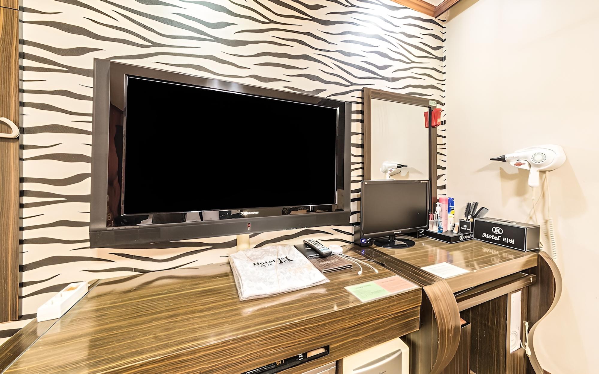 Room (Special Room) - Photo 4