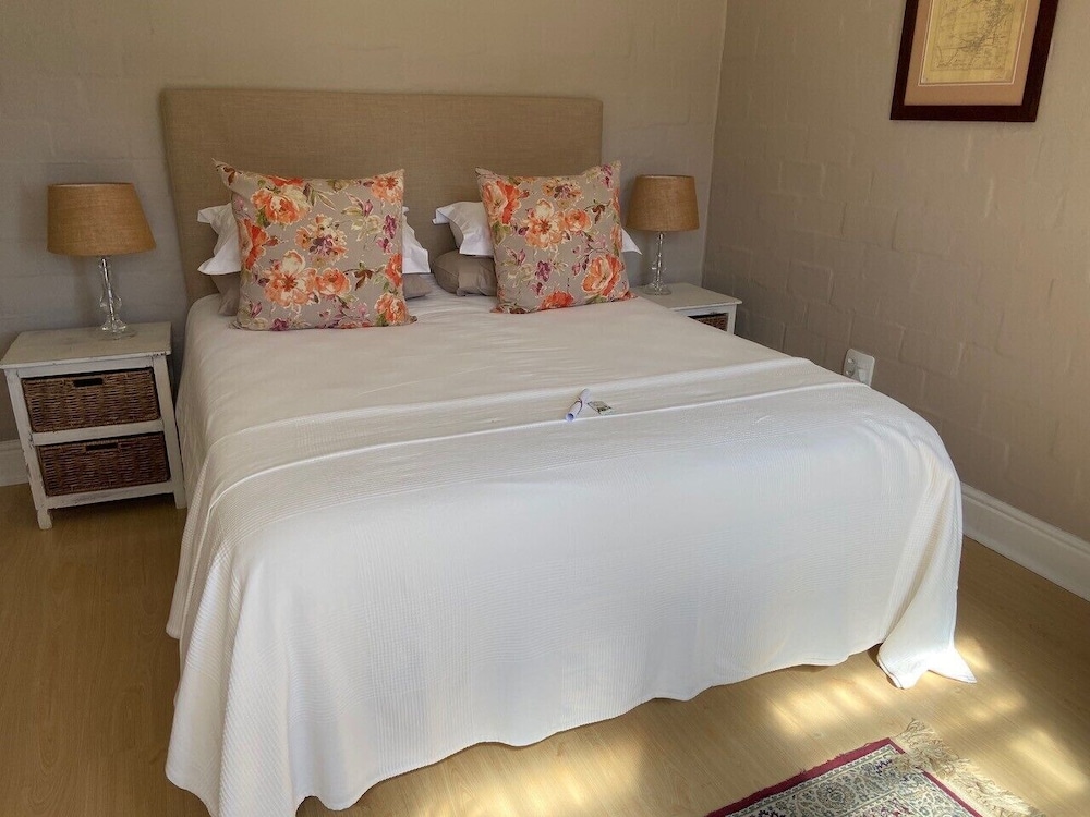 Double Room, Poolside - Photo 2