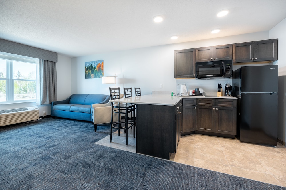 Deluxe Studio Suite