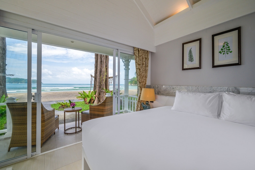 Beachfront Cottage - Photo 6