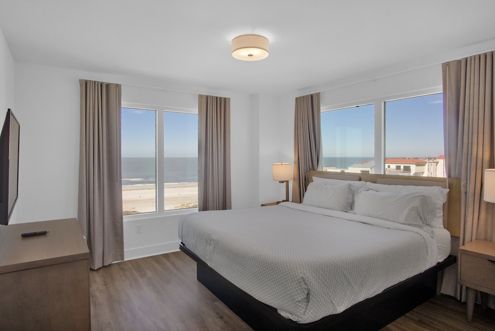 Grand Suite, 3 Bedrooms, Ocean View photo 3