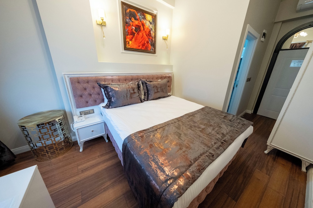 Deluxe Double Room photo 2