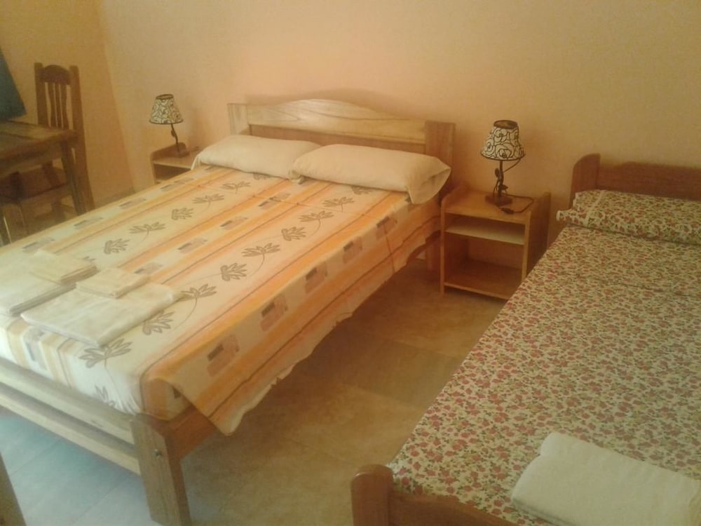 Quadruple Room, Multiple Beds photo 2
