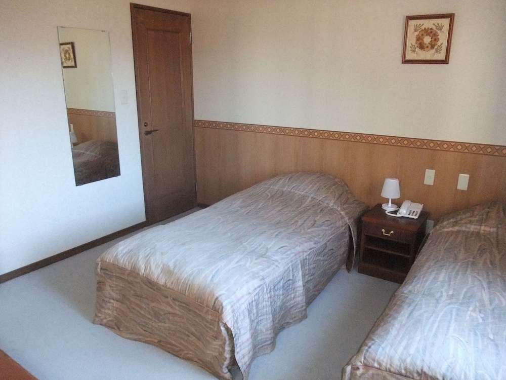 Japanese Western Style Room - Photo 2