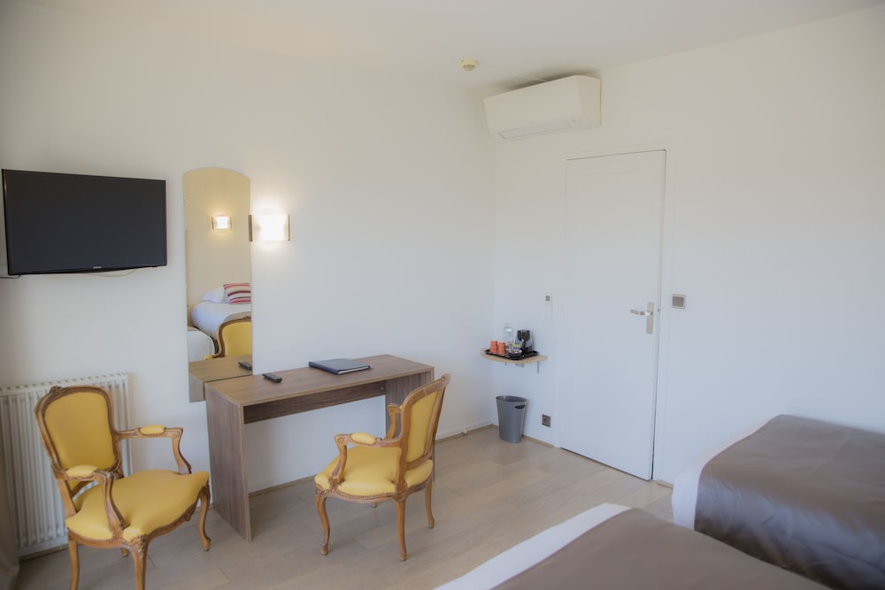 Triple Room, Terrace, Garden View photo 3