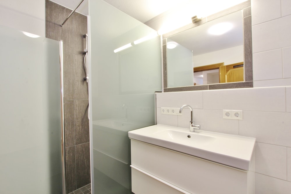 Panoramic Apartment, Multiple Beds, Mountain View, Mountainside photo 2