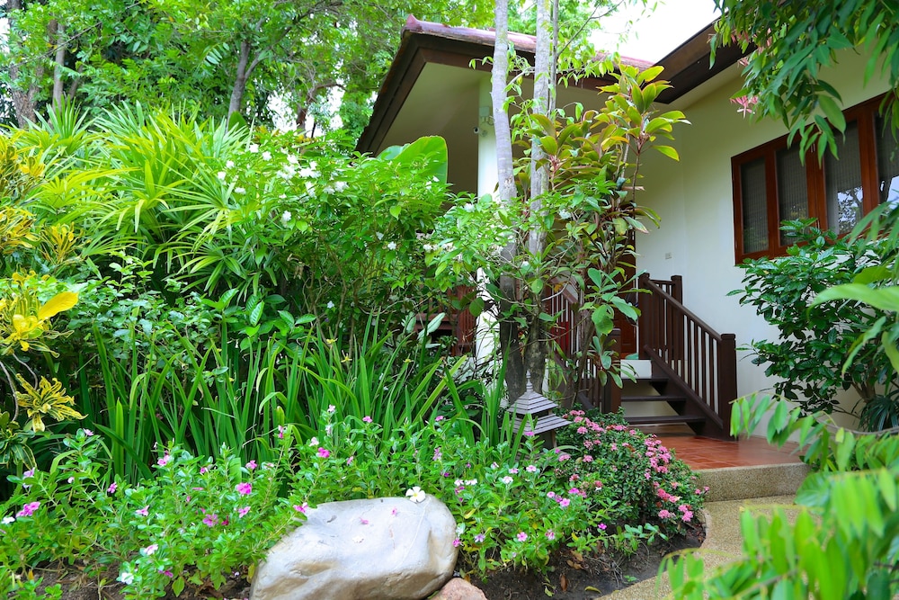 Jasmine Honeymoon Villa - Photo 2
