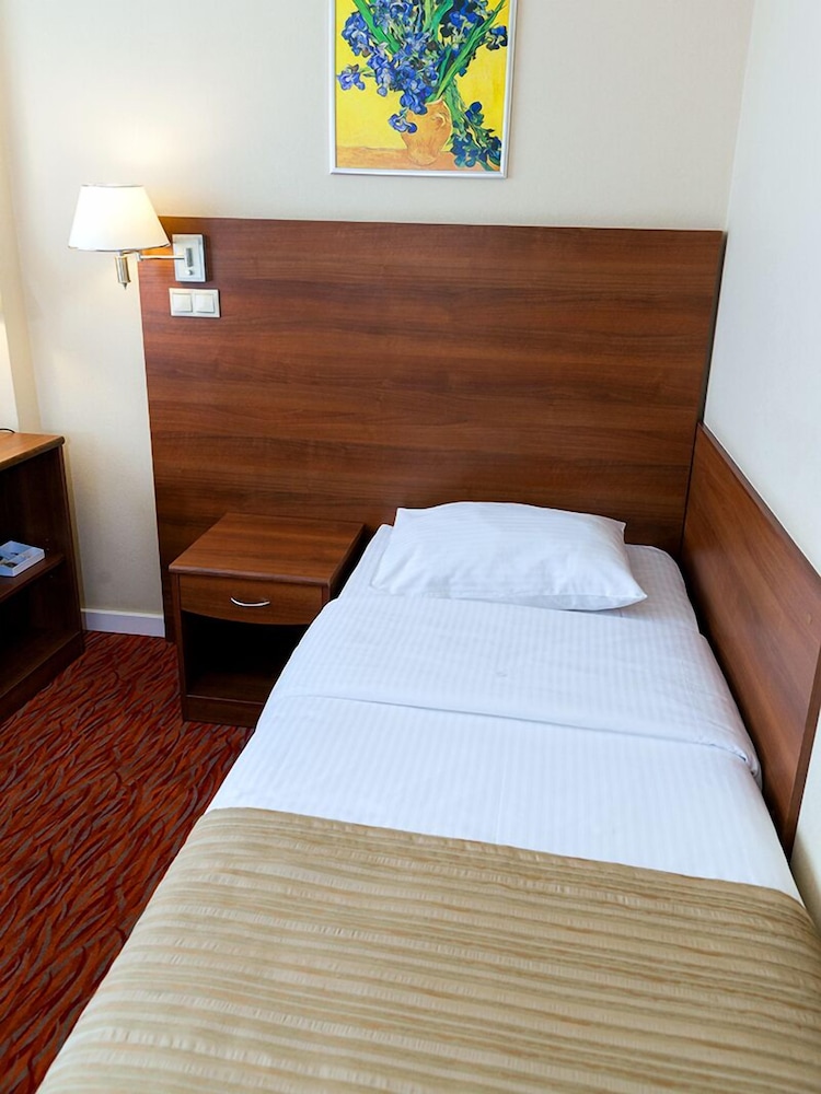 Single Room photo 3