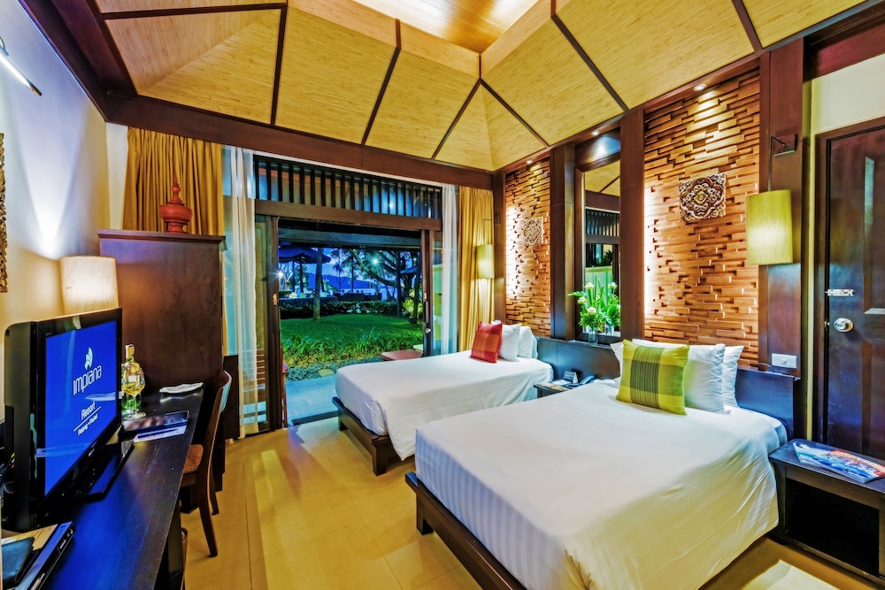 Deluxe Room, Sea View - Photo 16