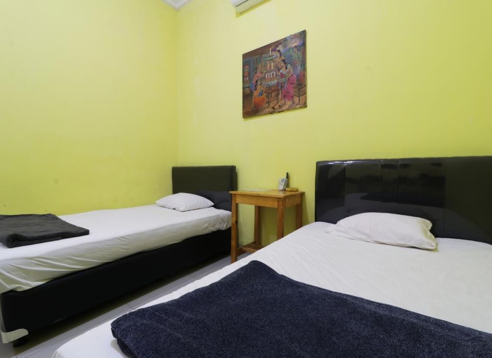 Double Room - Photo 7
