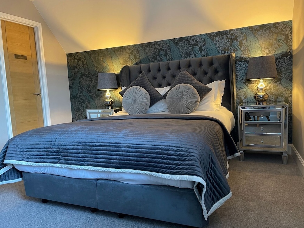 Deluxe Double Room, Ensuite photo 2