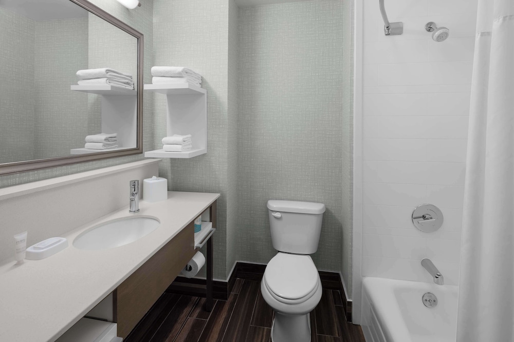 Suite, 2 Queen Beds, Kitchen, Fireplace, Non Smoking - Photo 6