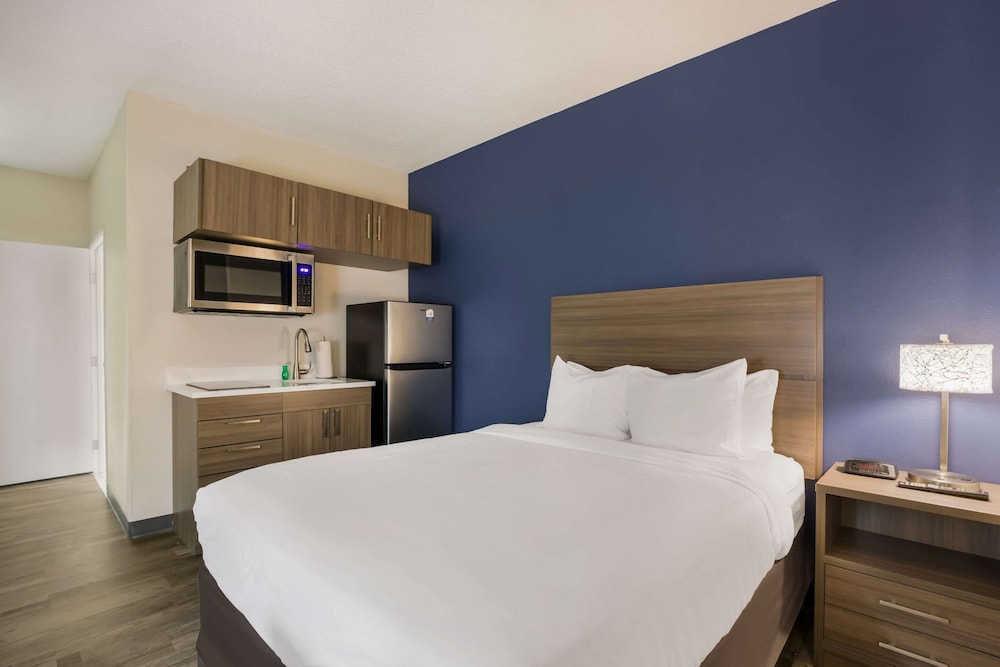 Suite, 1 King Bed with Sofa bed, Non Smoking (Efficiency) - Photo 7