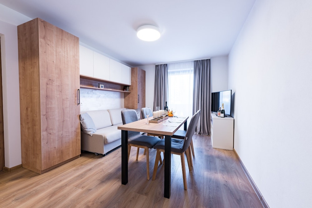 Family Apartment photo 1