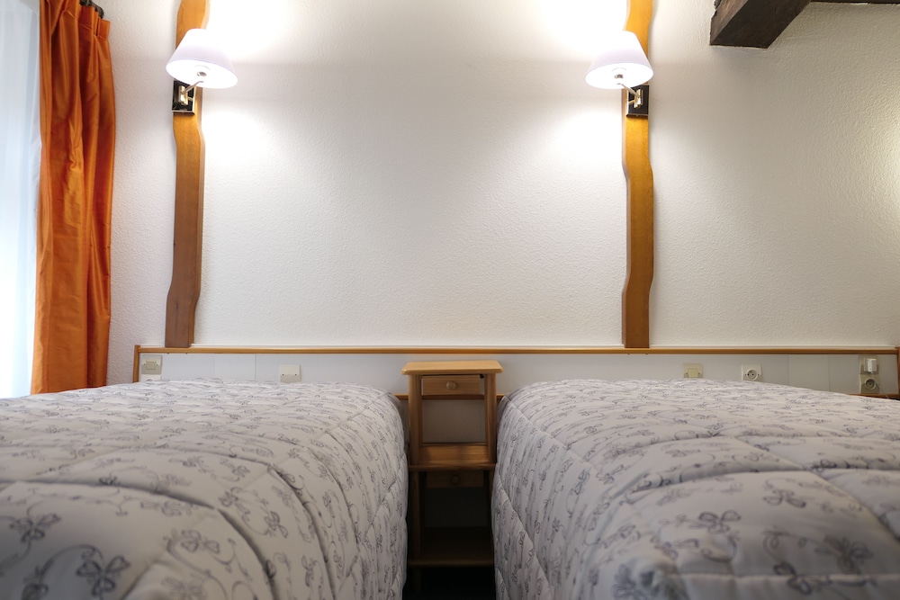 Superior Double or Twin Room photo 2