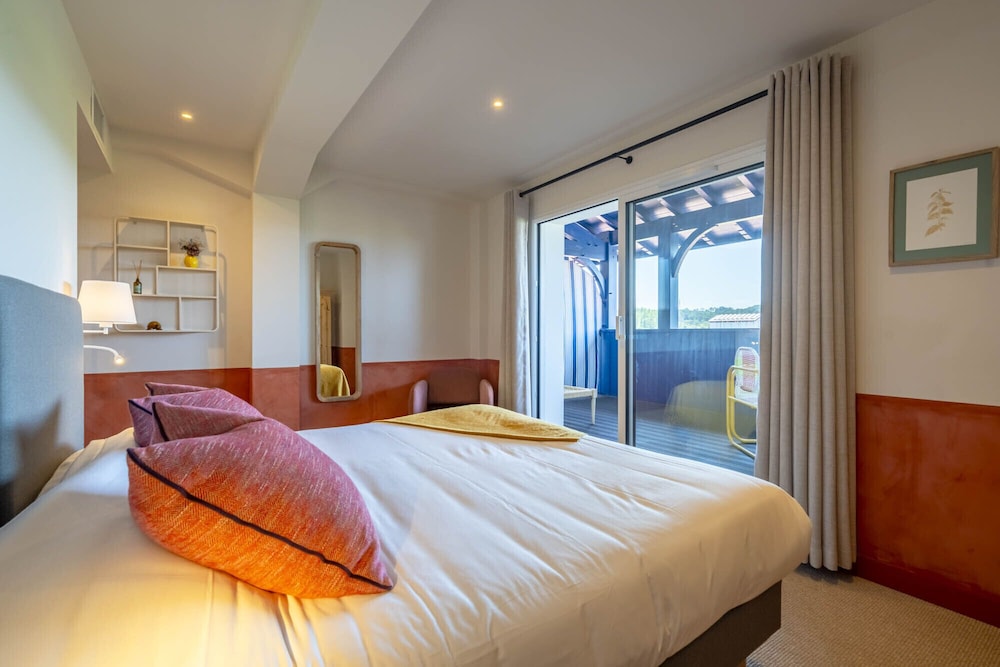 Superior Double or Twin Room, Ensuite, River View