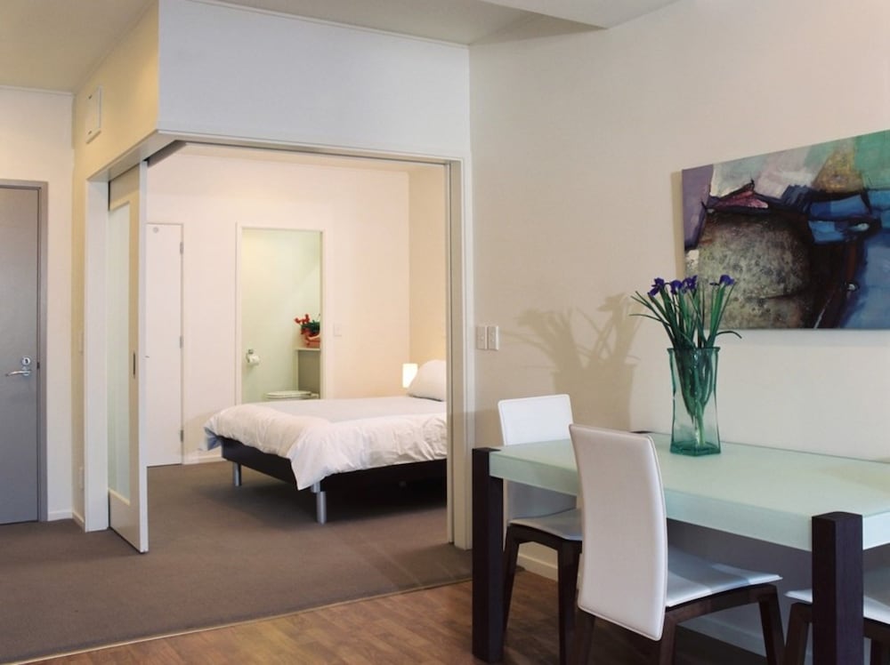 Apartment, One Bedroom (Corporate) - Photo 1