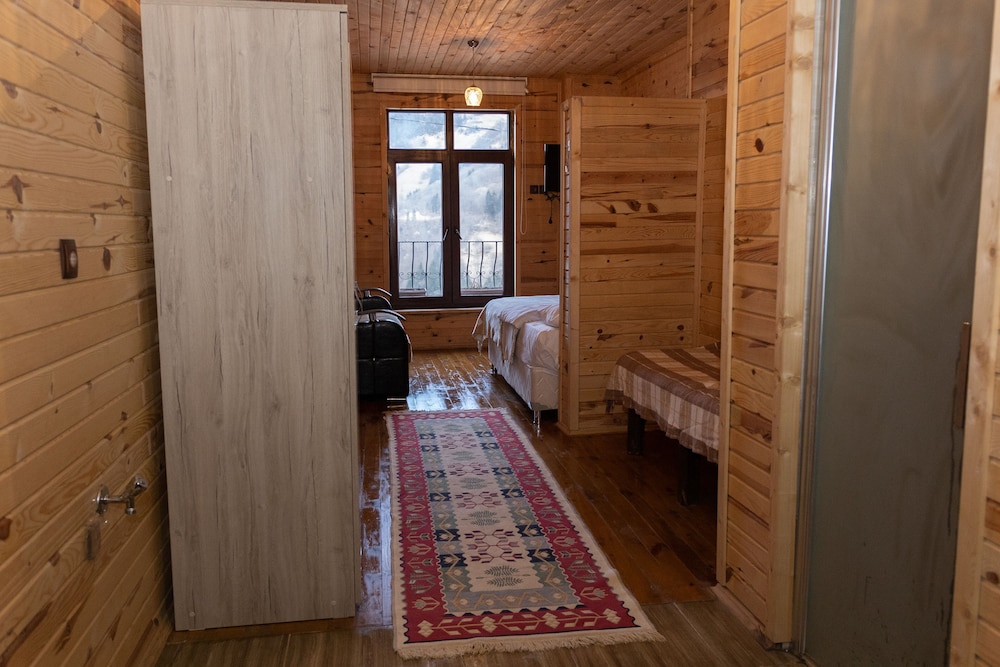 Family Quadruple Room photo 3