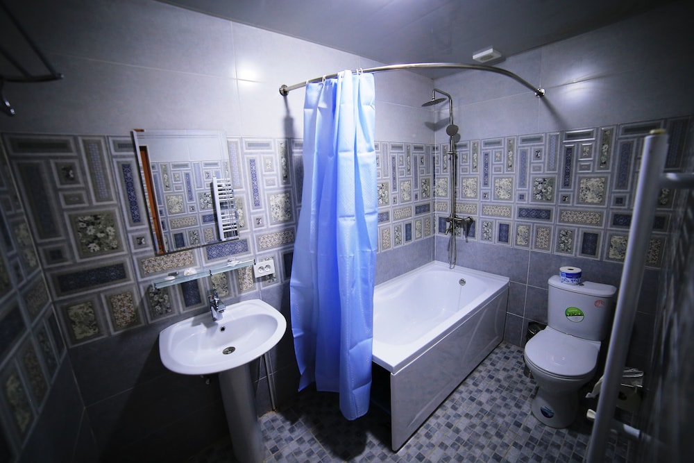 Classic Quadruple Room - Photo 2