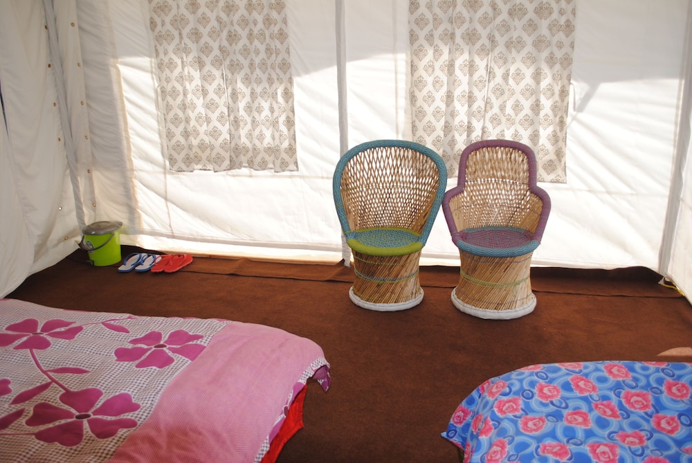 Swiss Luxury Tent photo 1
