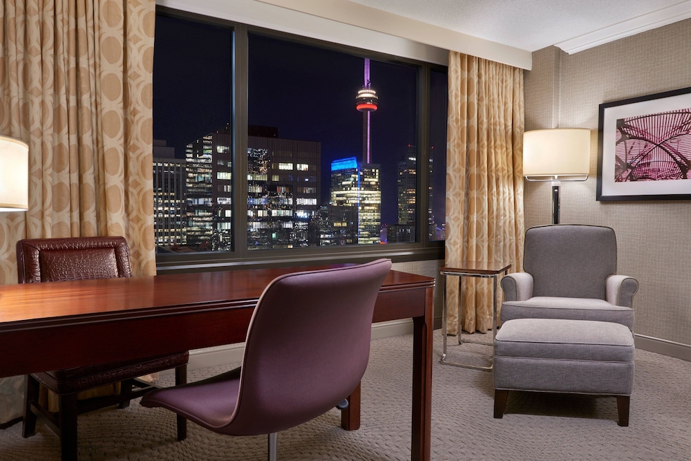 Club Suite, 1 Bedroom - Photo 4