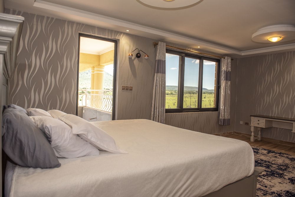 Family Triple Room, Hill View photo 1