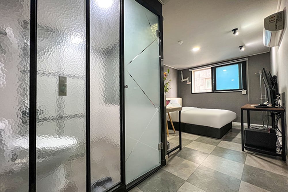 Deluxe Double Room, City View photo 2
