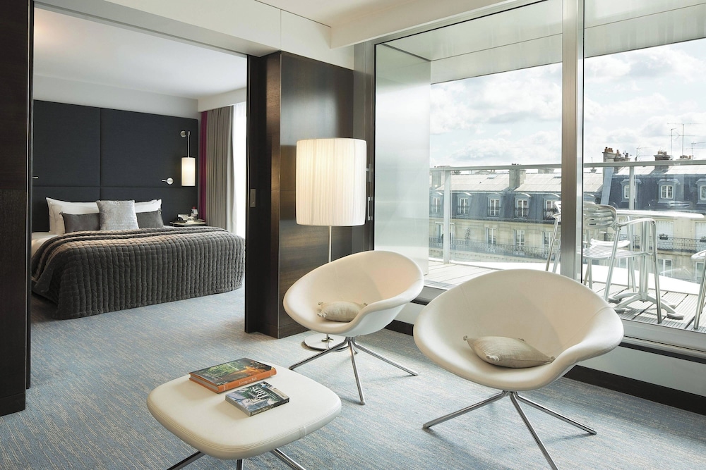 Suite, 1 King Bed, Terrace, Tower (Arc de Triomphe, Eiffel Tower View) photo 2