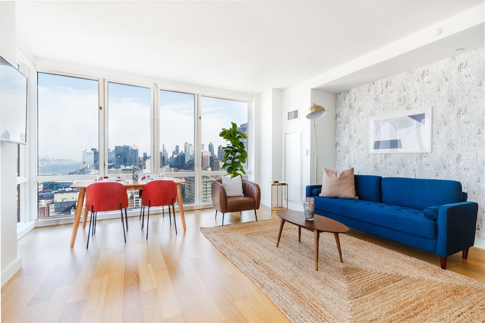 Family Apartment photo 2