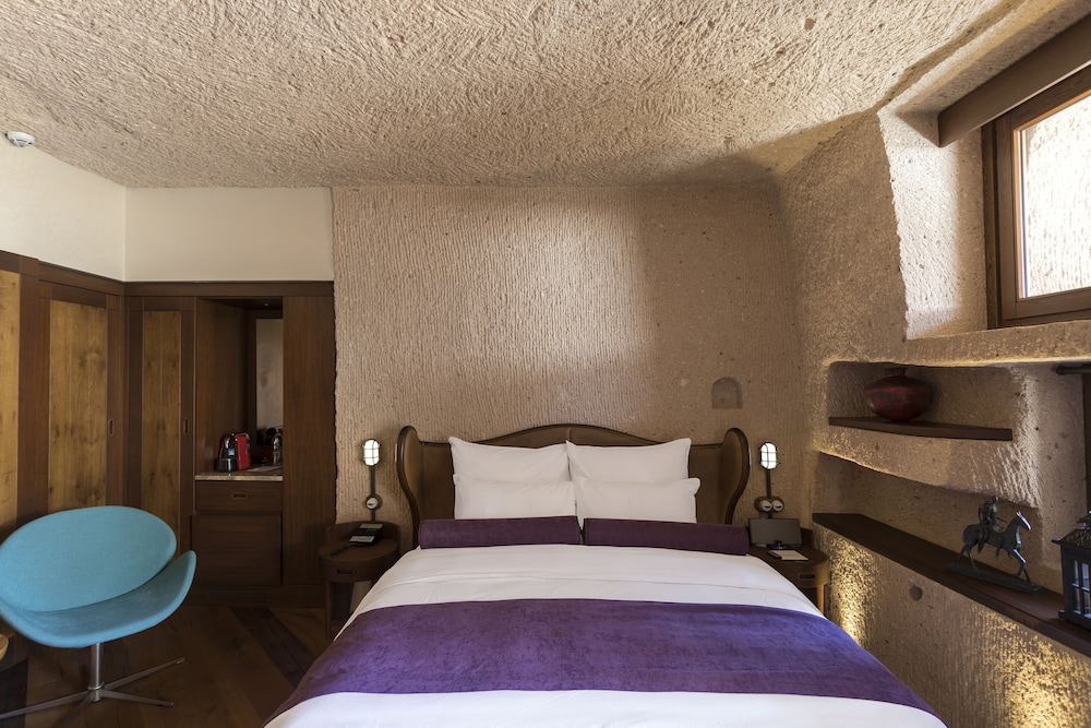 Deluxe Cave Room ( BAU )