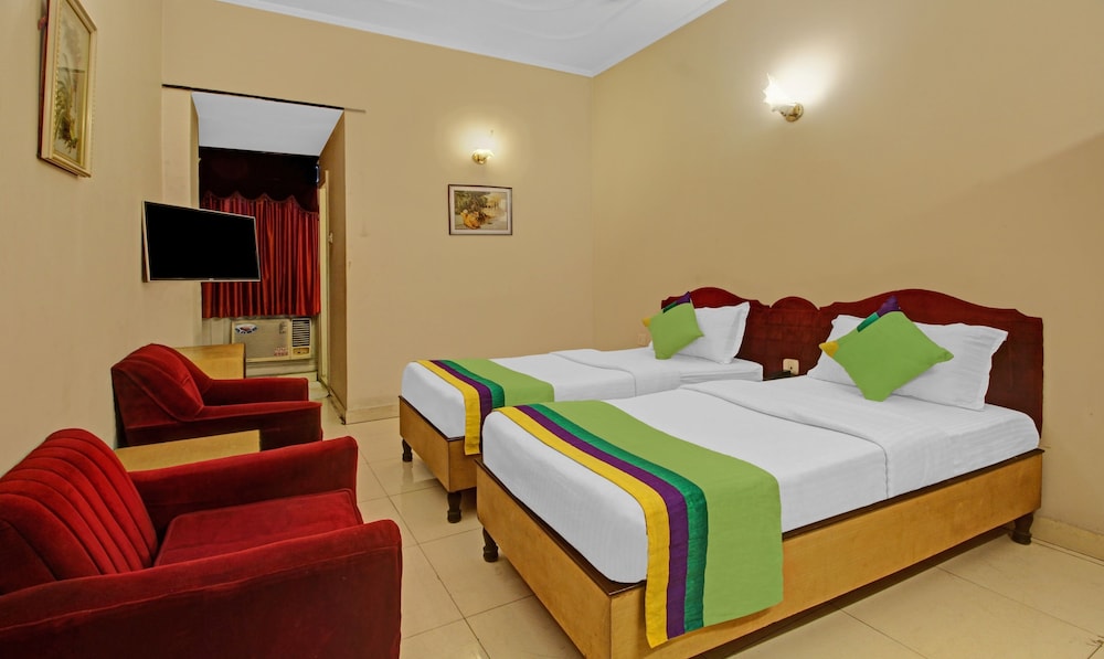 Standard Double Room - Photo 9