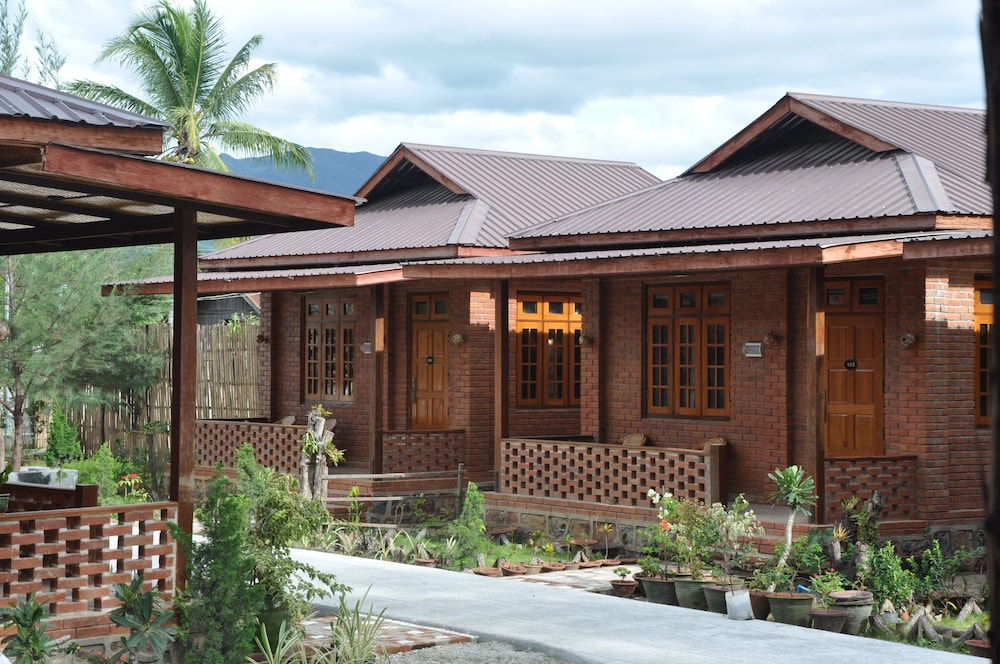 Superior Bungalow