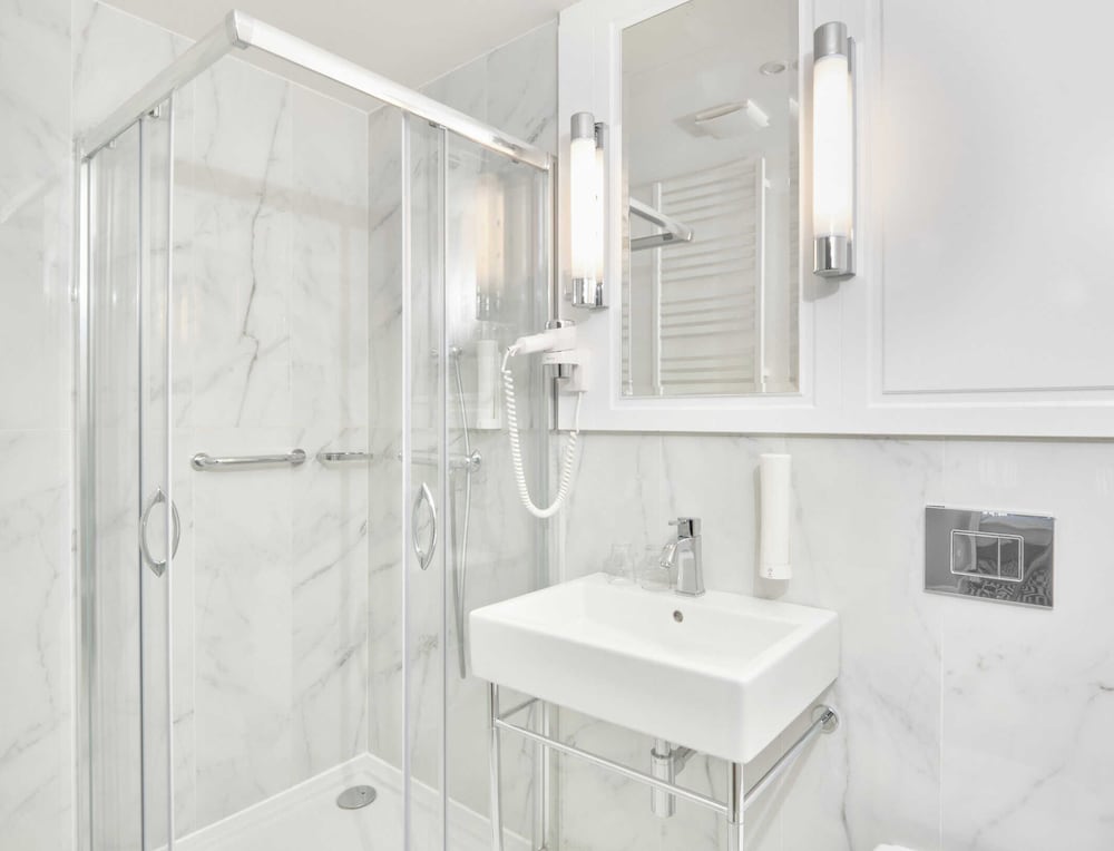 Exclusive Apartment, 3 Bedrooms photo 2