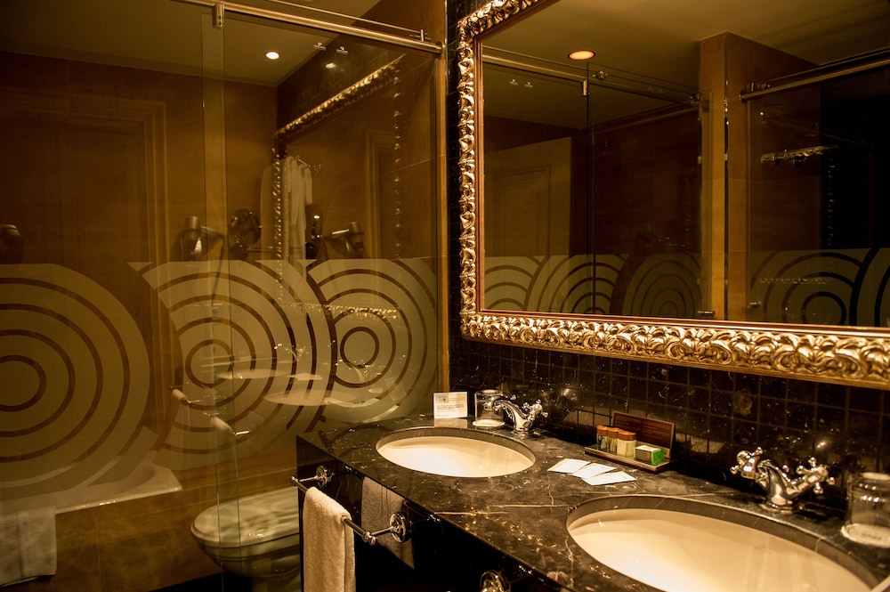 Standard Suite (Single Use)