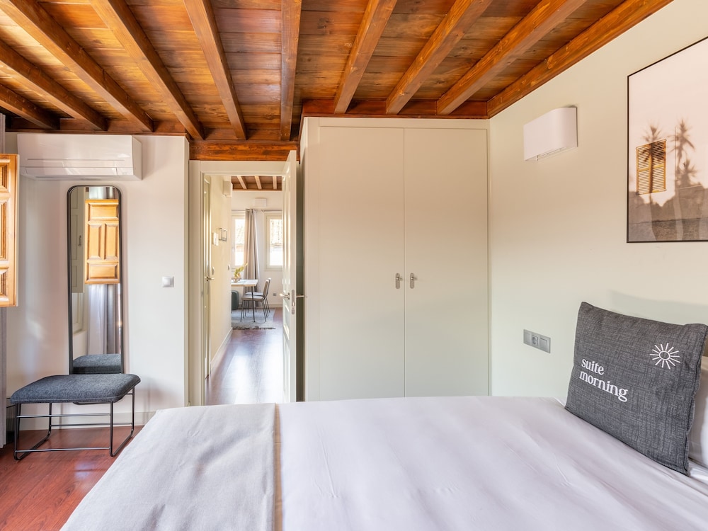 One-bedroom Apartment with Rooftop Terrace - Photo 19