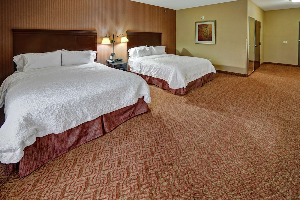 Room, 2 Queen Beds, Accessible, Non Smoking - Photo 2