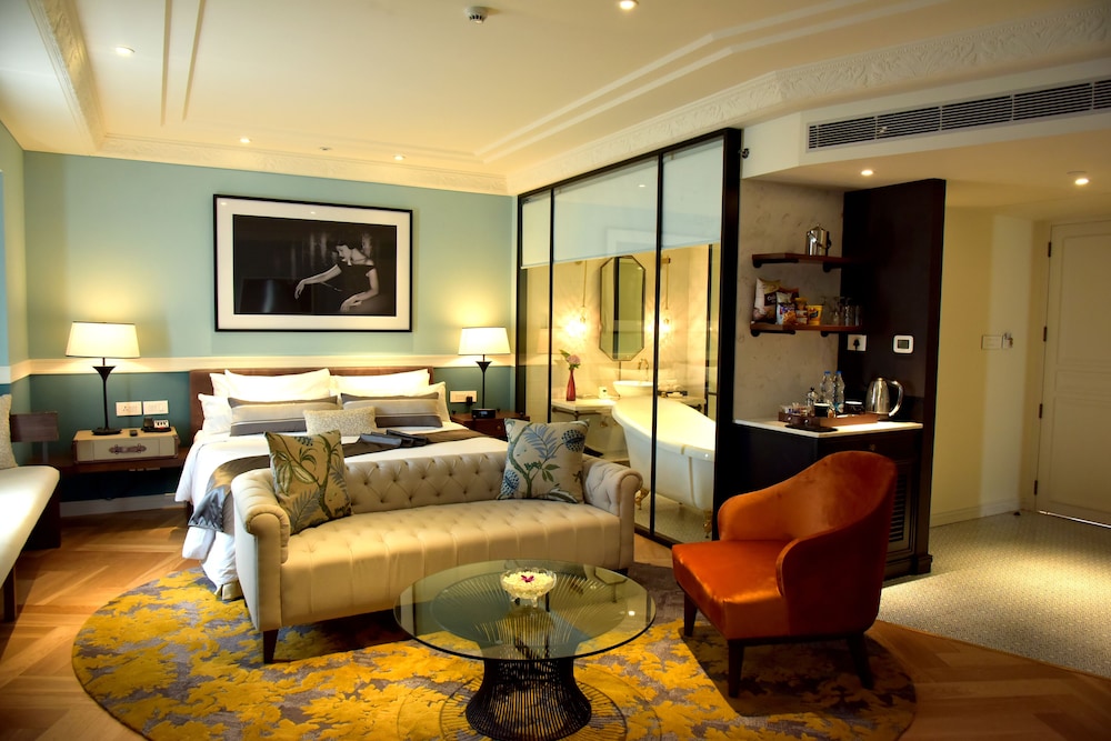 Junior Suite - Photo 1