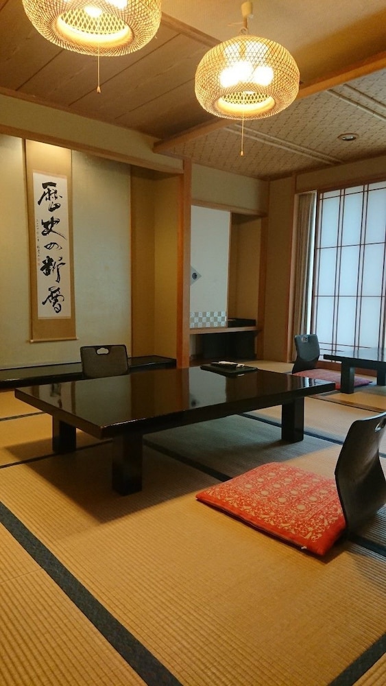 Japanese Style Room With 14 Tatami-Mats, Private Bathroom And Toilet, Annex Building photo 3