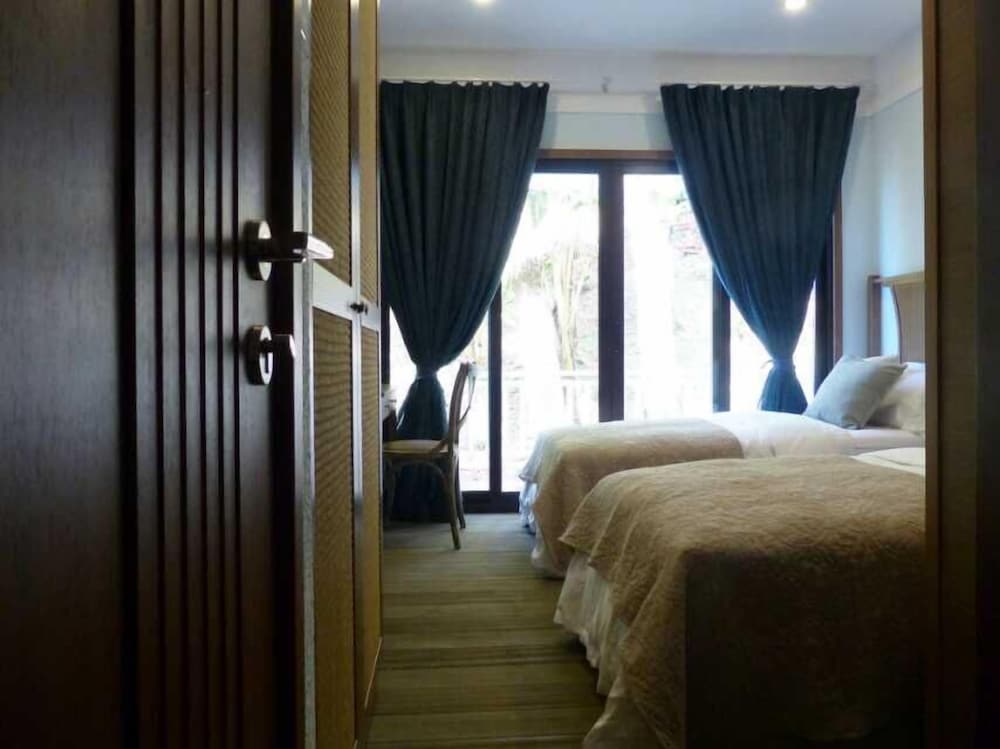 Standard Double or Twin Room photo 1