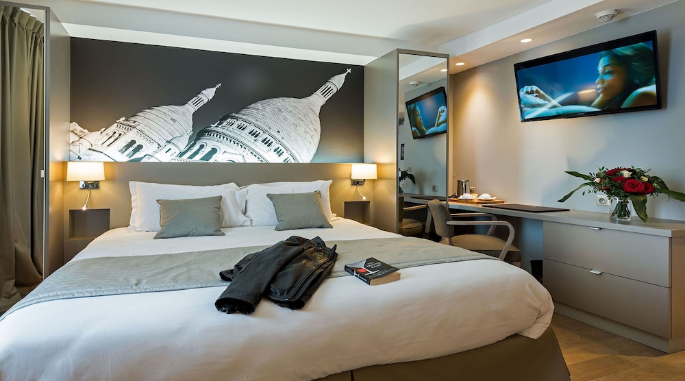 Deluxe Suite photo 3