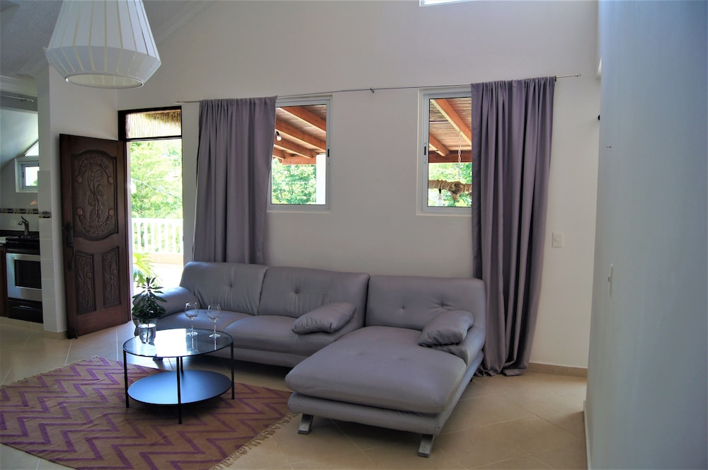 Comfort Penthouse, 2 Bedrooms, 2 Bathrooms, Beachfront photo 1