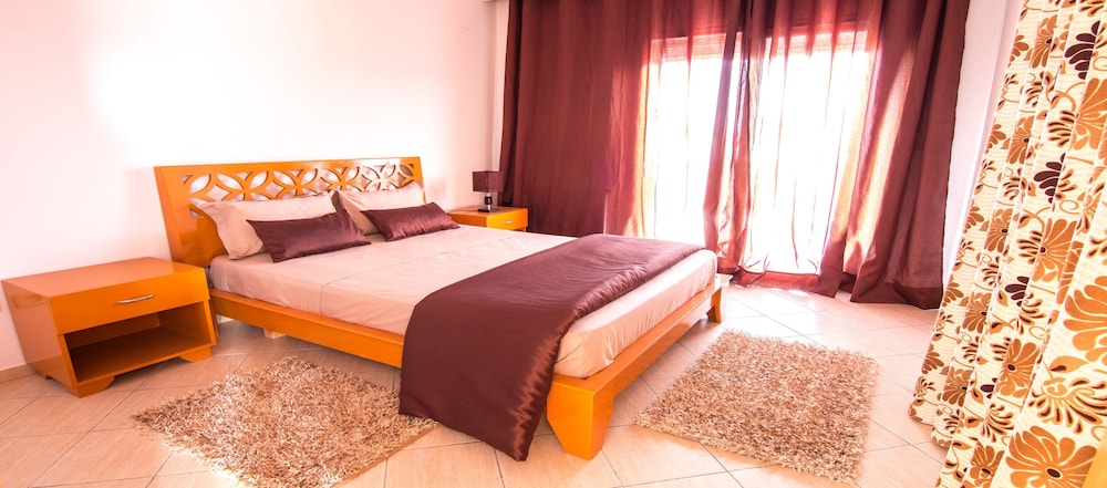 Deluxe Apartment, 3 Bedrooms, Terrace photo 2