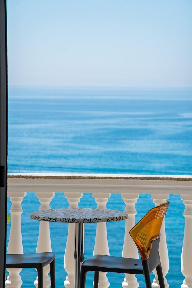 Deluxe Double Room, Sea View - Photo 14