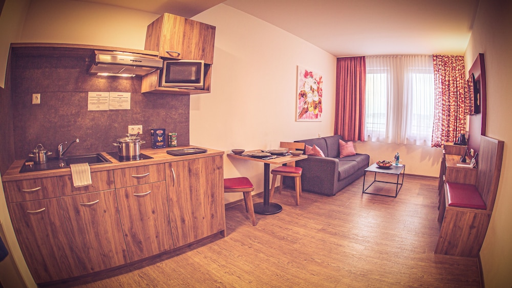 Apartment (Plus) photo 1